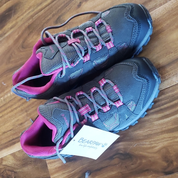 BearPaw Shoes - Bearpaw outdoor trail walking shoes